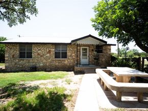 212 Bluebonnet LN, Liberty Hill TX 78642