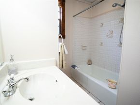 212 Bluebonnet LN, Liberty Hill TX 78642