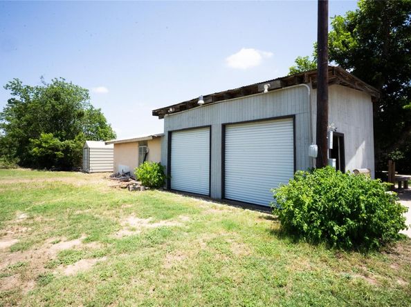212 Bluebonnet LN, Liberty Hill TX 78642