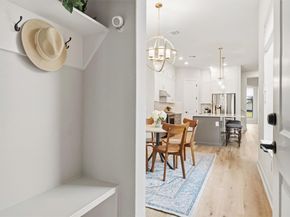 4704 Eberly ST, Austin TX 78723