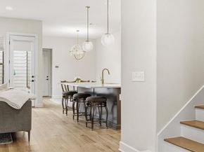 4704 Eberly ST, Austin TX 78723