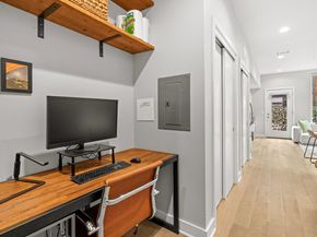 1800 E 4th 208, Austin TX 78702