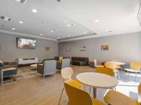 1800 E 4th 208, Austin TX 78702