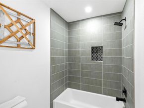 8518 Fathom Cir 131, Austin TX 78750