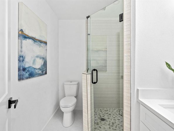 8518 Fathom Cir 131, Austin TX 78750