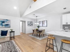 8518 Fathom Cir 131, Austin TX 78750