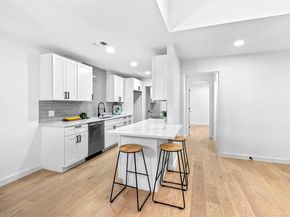 8518 Fathom Cir 131, Austin TX 78750