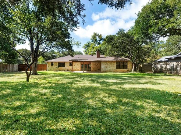 3502 Apache Forest DR, Austin TX 78739