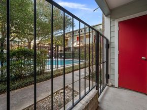 2104 Cullen Ave 113, Austin TX 78757