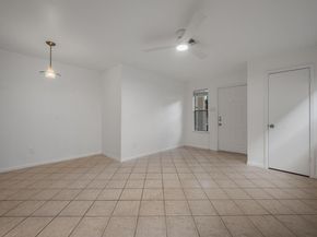 2104 Cullen Ave 113, Austin TX 78757