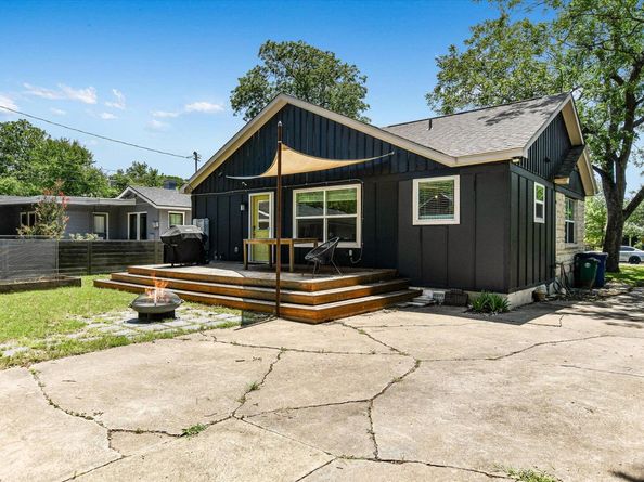 3004 Breeze TER, Austin TX 78722