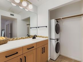 7685 Northcross DR 729, Austin TX 78757