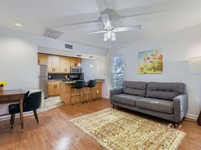 7685 Northcross DR 729, Austin TX 78757