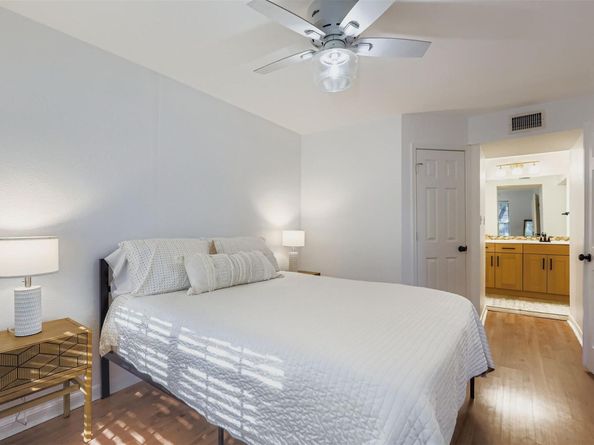 7685 Northcross DR 729, Austin TX 78757