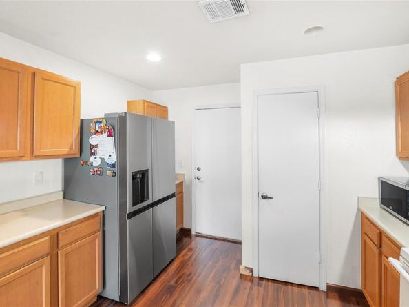 6732 Derby Downs DR, Austin TX 78747