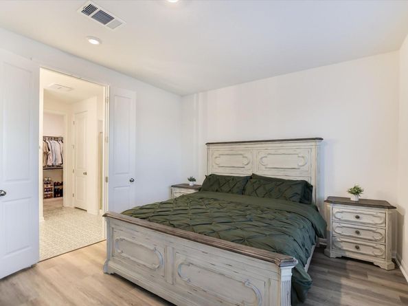 737 Leeward PASS, Leander TX 78641