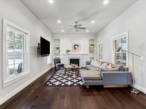 613 Theresa Ave A, Austin TX 78703