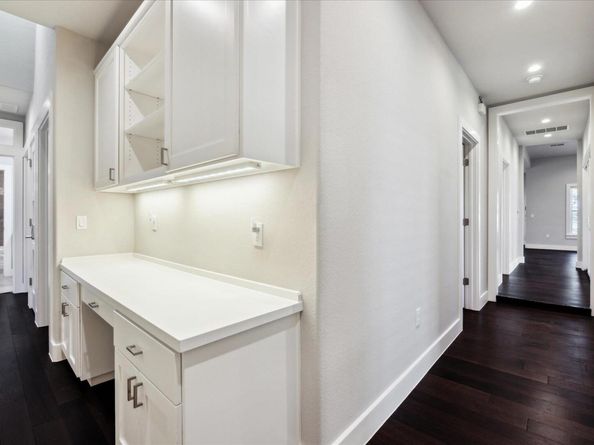 613 Theresa Ave A, Austin TX 78703