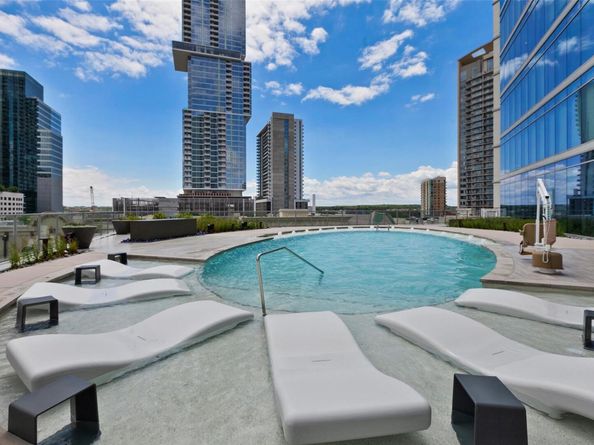 501 West Ave 2303, Austin TX 78701