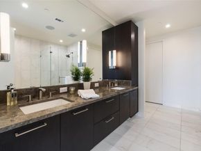501 West Ave 2303, Austin TX 78701
