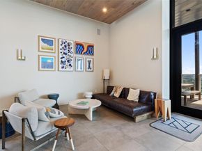 48 East Ave 2010, Austin TX 78701