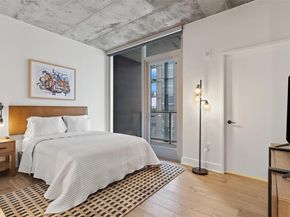 48 East Ave 2010, Austin TX 78701