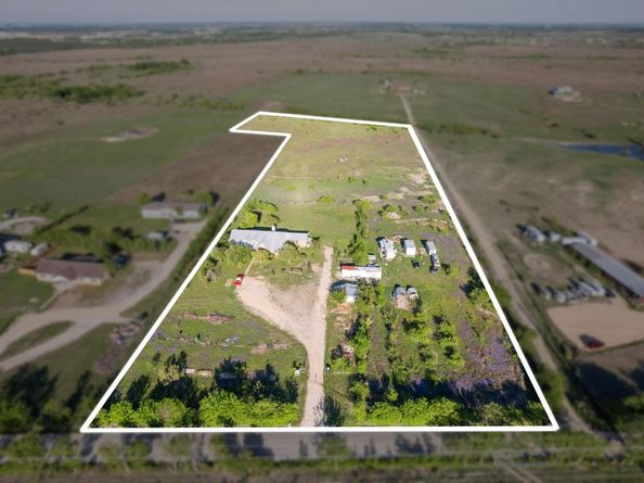 14325 S Turnerville RD, Buda TX 78610