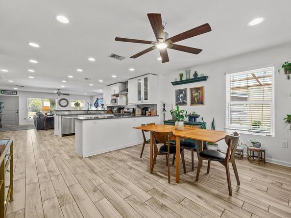 1900 Ohlen RD, Austin TX 78757