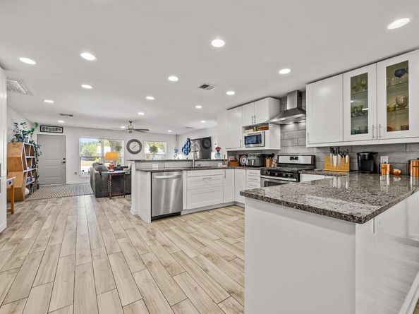 1900 Ohlen RD, Austin TX 78757