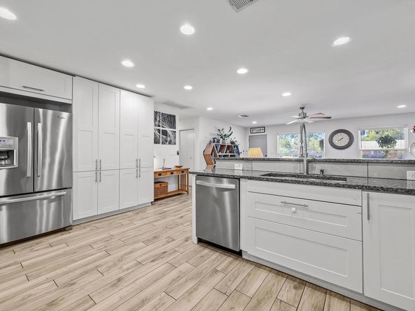 1900 Ohlen RD, Austin TX 78757
