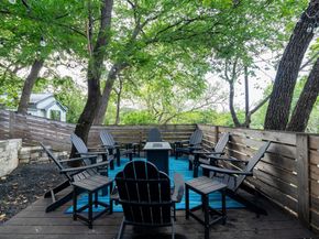 1302 S 5th ST B, Austin TX 78704