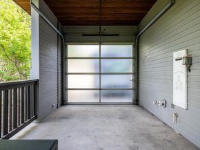 1302 S 5th ST B, Austin TX 78704