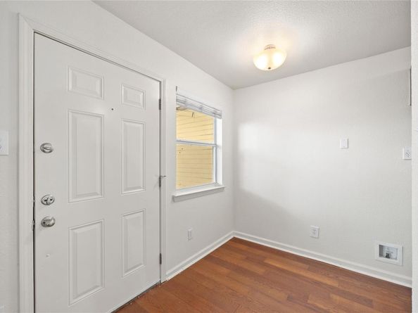 1110 W 22nd ST 2, Austin TX 78705