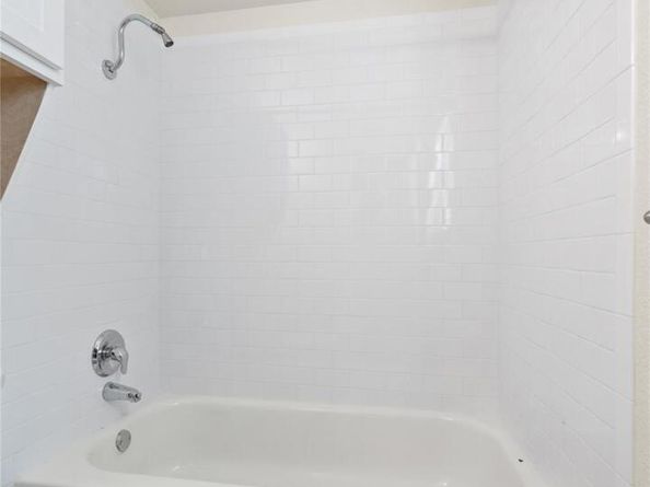 1110 W 22nd ST 2, Austin TX 78705