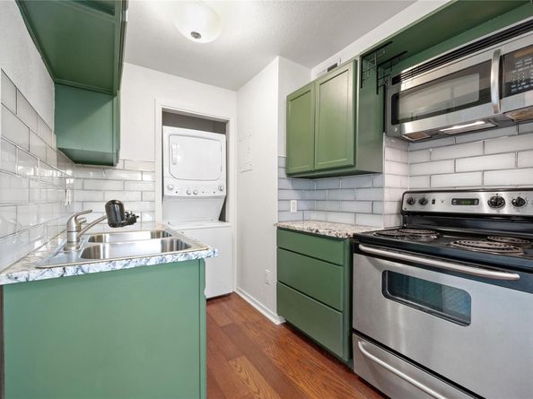 1110 W 22nd ST 2, Austin TX 78705