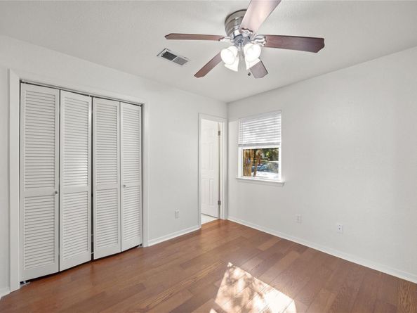 1110 W 22nd ST 2, Austin TX 78705