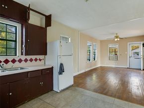 66 Cross ST, Austin TX 78702