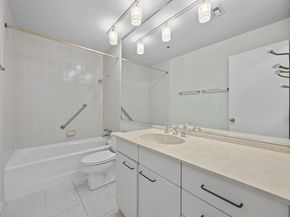 40 N Interstate 35 Highway 8C4, Austin TX 78701