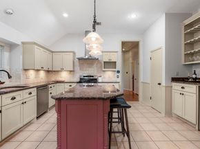 6106 Open Range TRL, Austin TX 78749