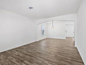 1614 Redwater DR 122, Austin TX 78748