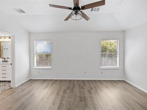 1614 Redwater DR 122, Austin TX 78748