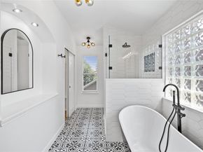 1614 Redwater DR 122, Austin TX 78748
