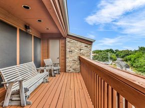 1406 Windsor RD 305, Austin TX 78703