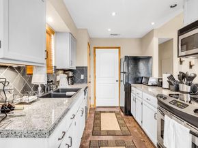 1406 Windsor RD 305, Austin TX 78703