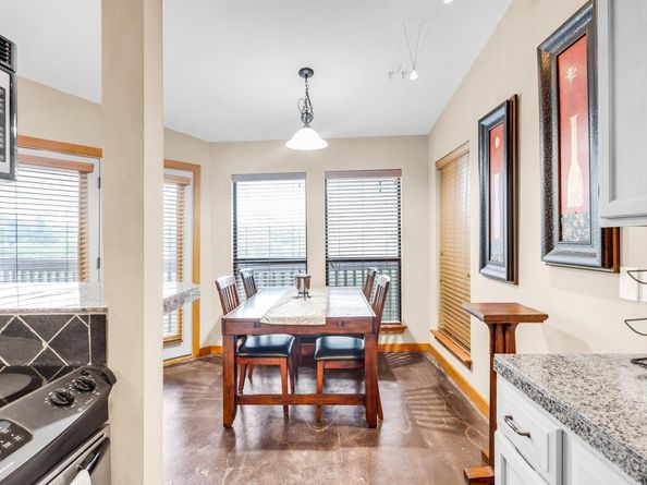 1406 Windsor RD 305, Austin TX 78703