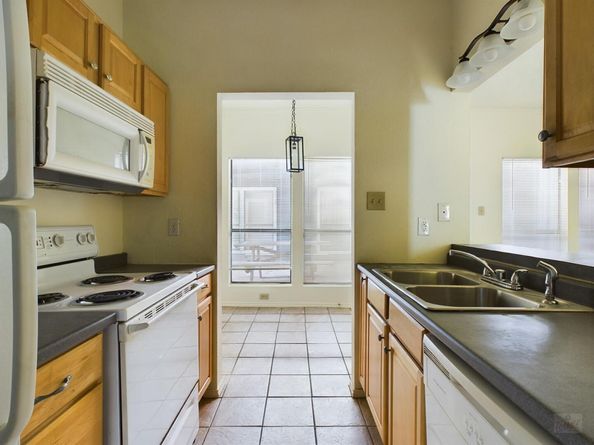 2804 Rio Grande ST 210, Austin TX 78705