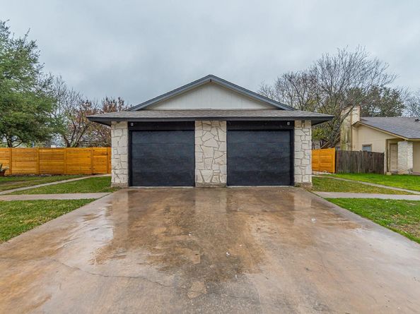12811 Copper Cliff Ave B, Austin TX 78727