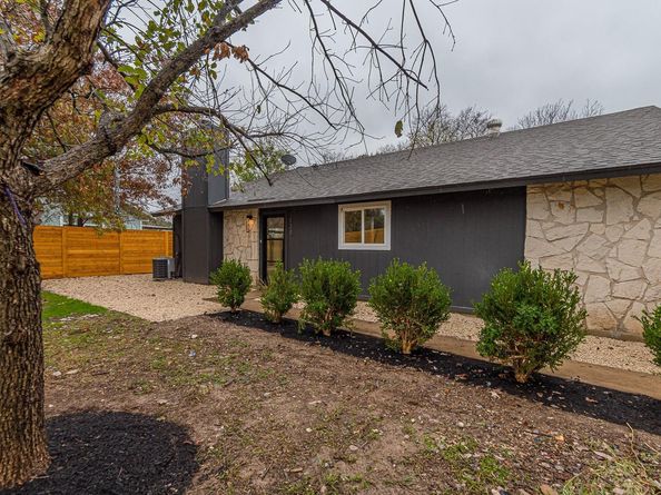 12811 Copper Cliff Ave B, Austin TX 78727