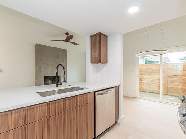 12811 Copper Cliff Ave B, Austin TX 78727