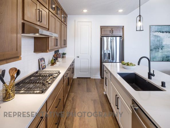 9517 Boathouse DR, Austin TX 78744